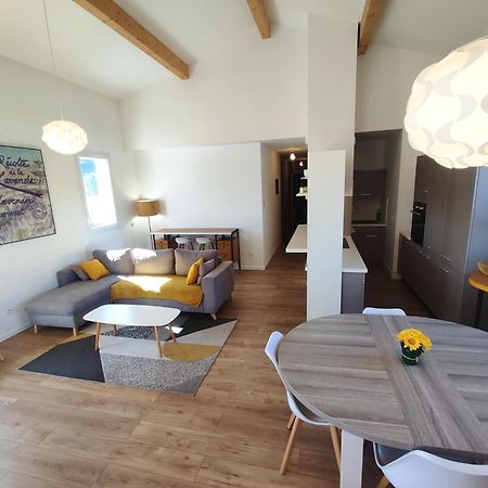 Terrasse 130M2 Panoramique Avec Climatisation Piscine - 3 Chambres Greoux-les-Bains Bagian luar foto